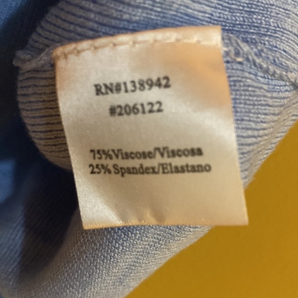 Large - Picture 4 of 5